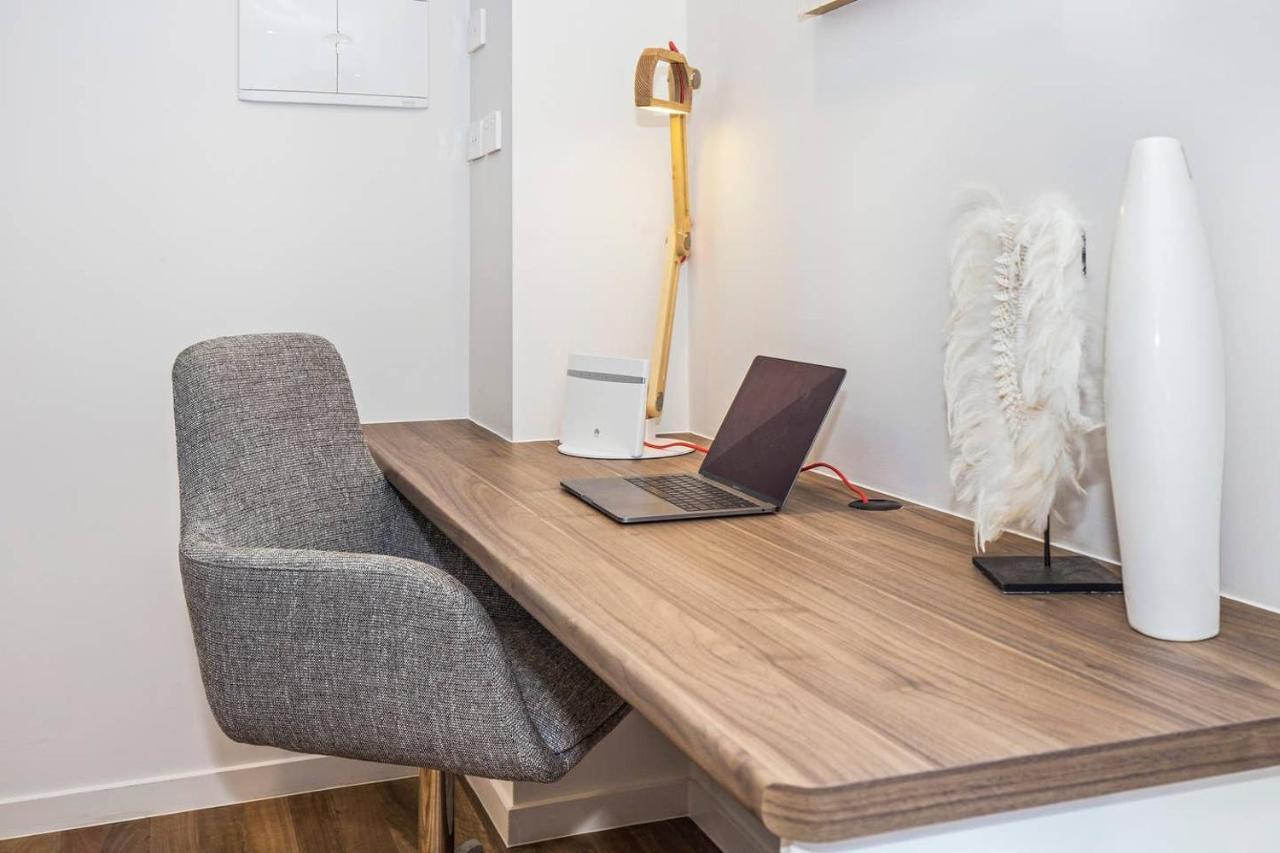 Park Avenue Townhouse Retreat Sleeps 10 Apartment